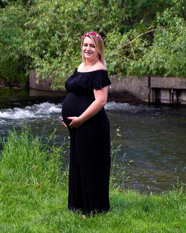 pregnant bump shoot | Michaela Howe Photography